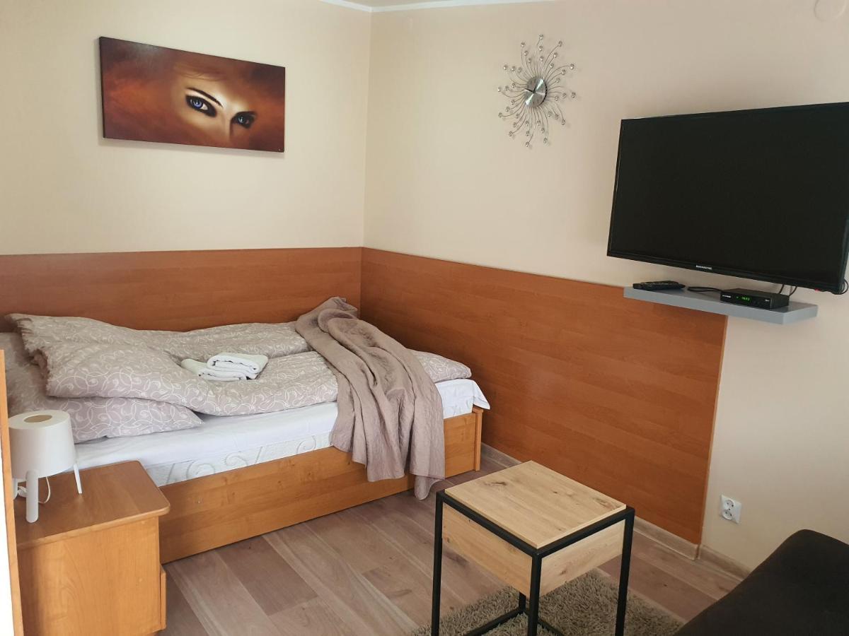 Aparthouse Apartamenty Centrum - In The City Center Near The Train Station Κατοβίτσε Εξωτερικό φωτογραφία